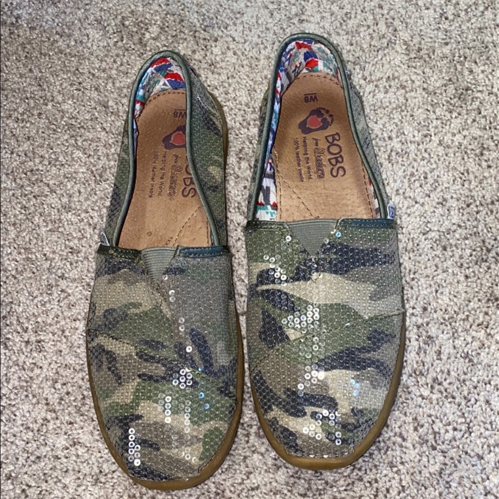 Camo sequins bobs